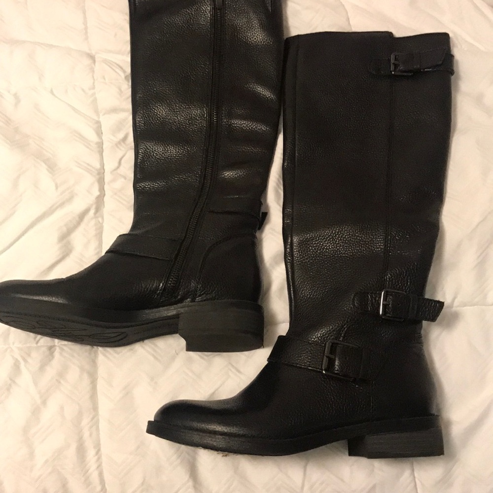 Leather riding boots